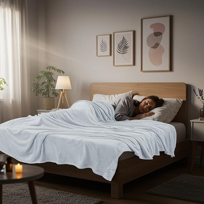 Utopia Bedding Fleece Blanket Queen Size Light Grey (90x90 Inches) Ultra Soft Warm Lightweight Microfiber Breathable Anti-Static Cozy Winter Bed Blanket, All-Season Home Decor Gift for Men & Women