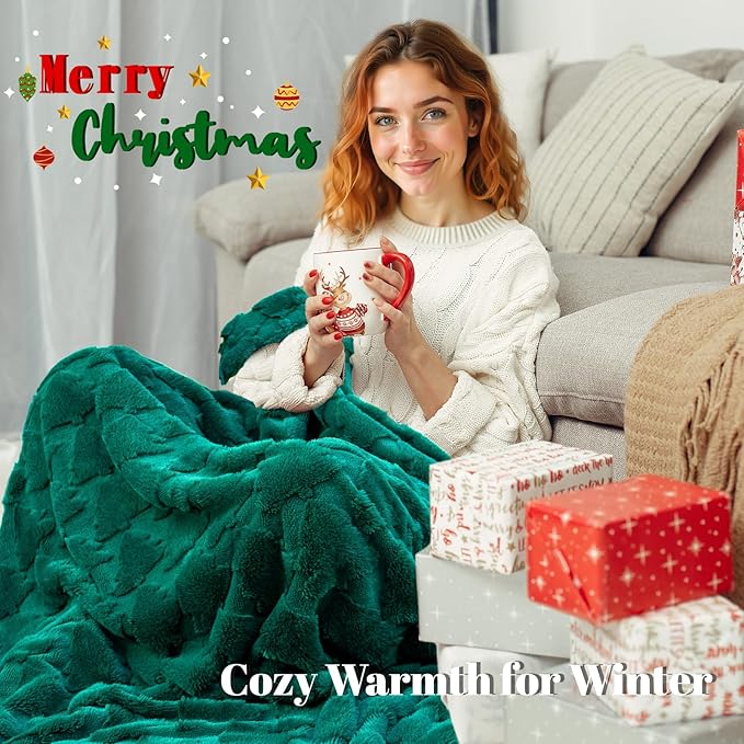 Green Christmas Throw Blanket - Christmas Blankets and Throws Green Gifts for Men Women - Soft Cozy Fuzzy Faux Fur Throw Blanket 50x60 Inch Xmas Decorations for Room Couch Sofa Bed
