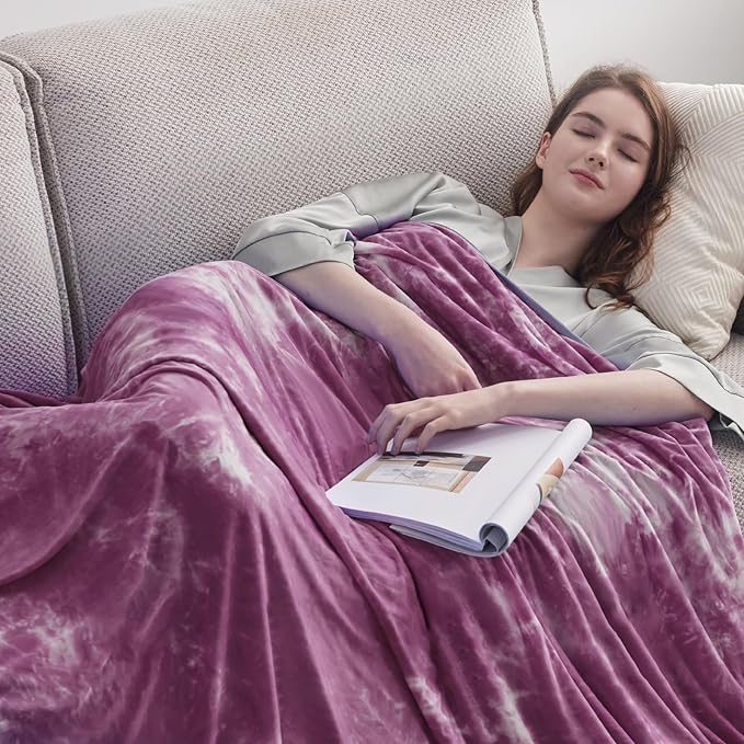 Guohaoi Cooling Blanket for HotSleepers - Arc-Chill Q-Max >0.5 Cool Fiber, 100% Oeko-Tex Certified, Summer Lightweight Throw Blanket, Absorbs Heat to Keep Body Cool for Night Sweats(90x108 Purple)