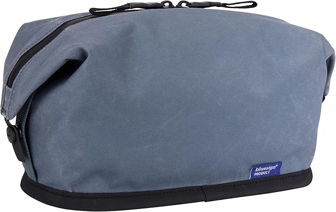 Thule Aion Toiletry Bag - Water-resistant bag for toiletries, makeup & shaving essentials - Removable liquids bag included - Easy to clean - Snap loop for easy hang - Waxed, PFC-free fabric