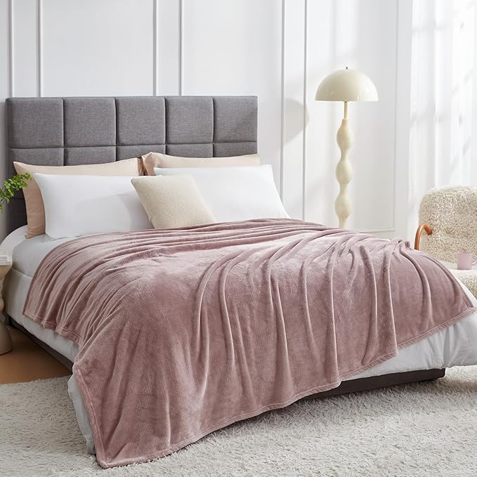 Hansleep Fleece Pink King Blanket, Super Soft Flannel Fuzzy Plush Cozy Blanket for All Seasons, Pink, King 90x108 Inches