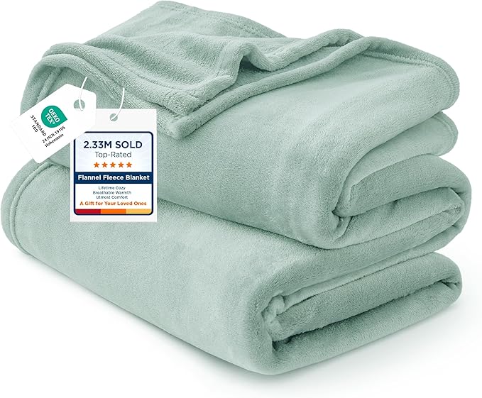 Bedsure GentleSoft Twin XL Fleece Blanket Dorm Bedding - Lightweight Soft Cozy Blankets for Bed, Sofa, Couch, Travel, Camping, Sage Green, 66"x90"