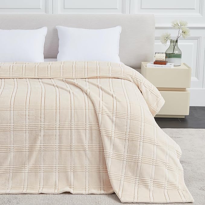 Soft Cozy Plaid Fleece Twin Siz Blanket, 60x80 Inches – 3D Jacquard Diamond Design, Lightweight Blanket for Couch, Sofa, Camping & Travel, Khaki