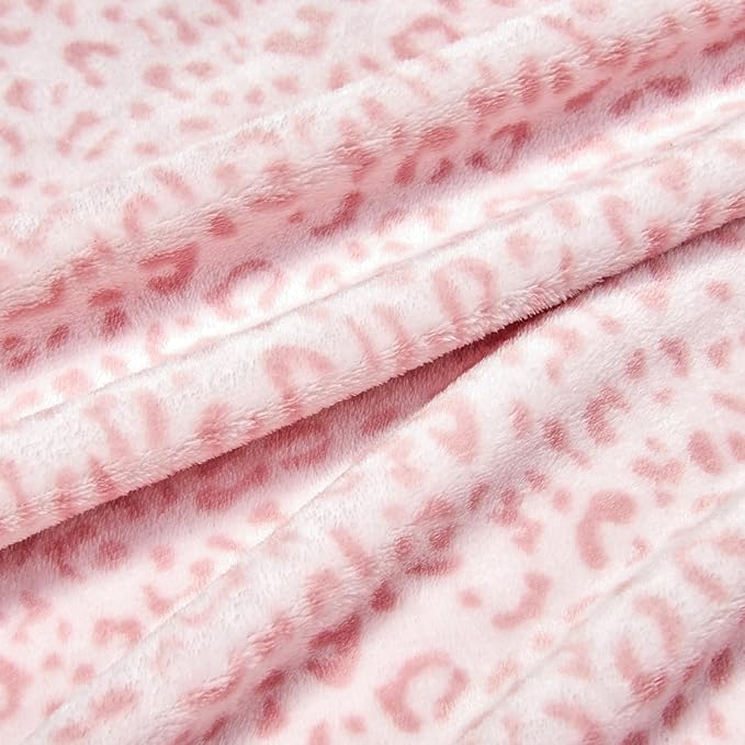 Leopard Print Blanket Fleece Throw for Bed Sofa Travel and Camping, Super Soft Cozy Fluffy Plush Cheetah Print Blanket for All Seasons 60"x80"(Light Pink)