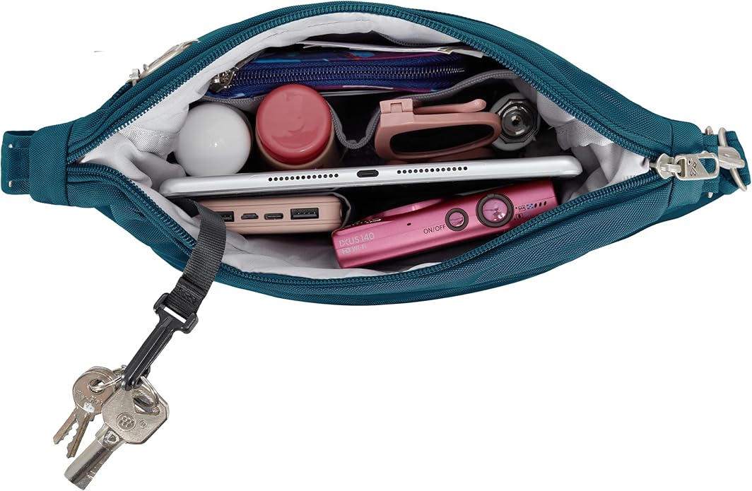 Travelon Anti-Theft Classic Messenger Bag