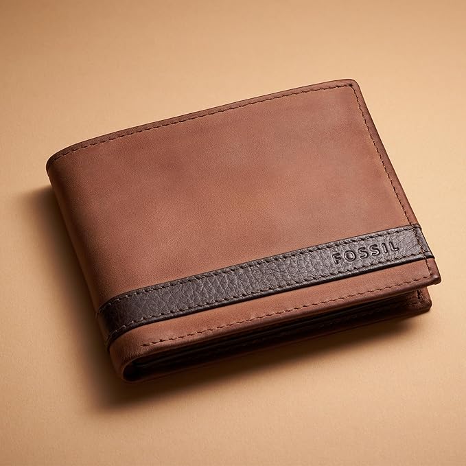 Fossil Men's Everett Leather Bifold with Flip ID Wallet