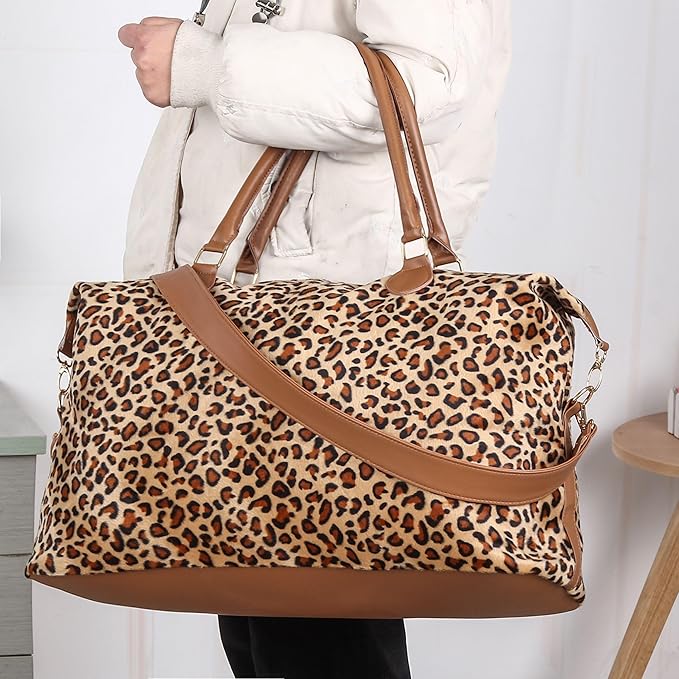 Weekender Bag Duffle Bag For Women Large Travel Tote Bag Overnight Weekend Bags With Shoulder Strap Cow Leopard Atzec…