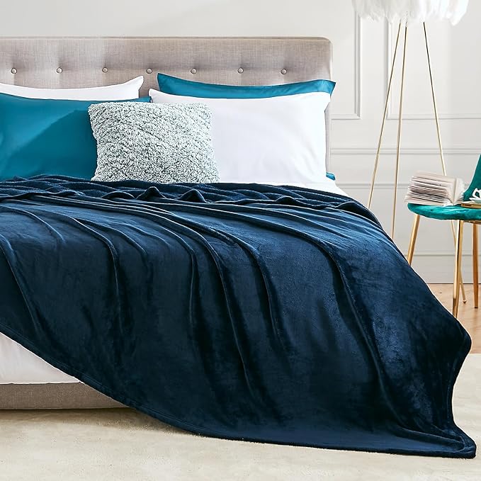 Hansleep Flannel Fleece Throw Blanket Twin Size, Super Soft Fluffy Bed Plush Blanket Throw, Luxury Fuzzy Cozy Couch Blanket for All Seasons, Navy Blue, Twin 60x80