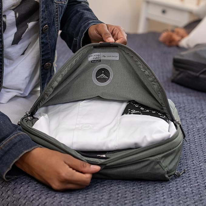 Peak Design Packing Cube, Sage, Weatherproof Luggage Cube with Dual Compartment Organization, Expansion and Compression, Zipper Opening, Travel Organizer for Men and Women, Size M