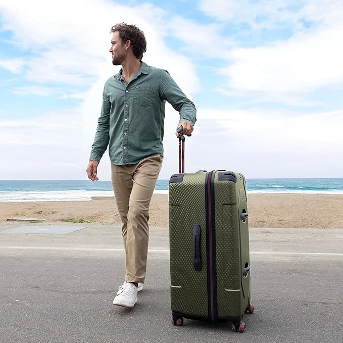 Traveler's Choice Maxporter II Polycarbonate Hardside Trunk with Spinner Wheels, Green, 31-Inch Large Trunk