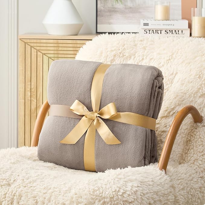 Hansleep Fleece Mocha Brown Throw Blanket, Super Soft Flannel Fuzzy Plush Cozy Blanket for All Seasons, Mocha Brown, Throw 50x60 Inches