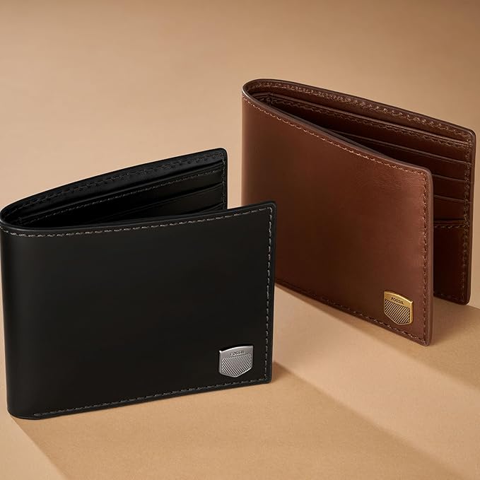 Fossil Men's Hayes Leather Bifold Wallet with Flip ID Window