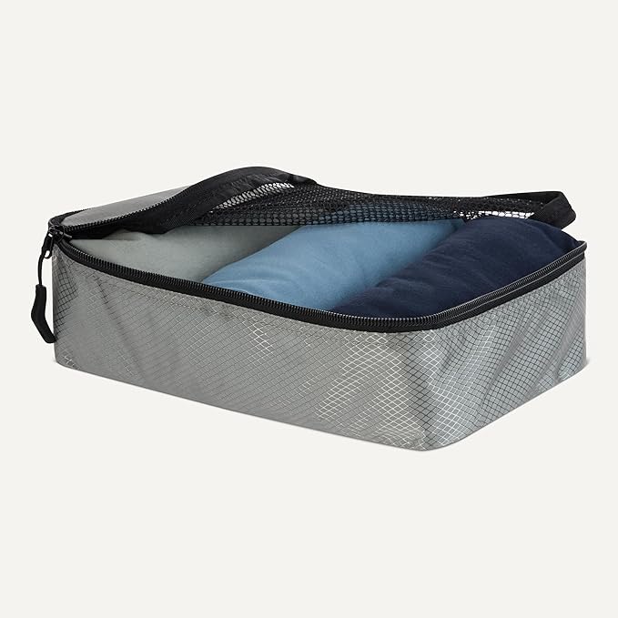 Amazon Essentials 4-Piece Packing Cubes Travel Accessories Set, Space-Saving Luggage Organizer with Double Zipper, Mesh Top, Small, Gray (Previously Amazon Basics)