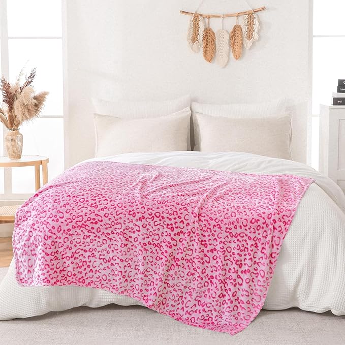 Bnuitland Pink Leopard Print Flannel Throw Blanket, 300 GSM Double Sided Fuzzy Fluffy for Bed Sofa Couch Travel, Super Soft Lightweight Cheetah Print Blanket for Adults and Kids, 50×60 inch