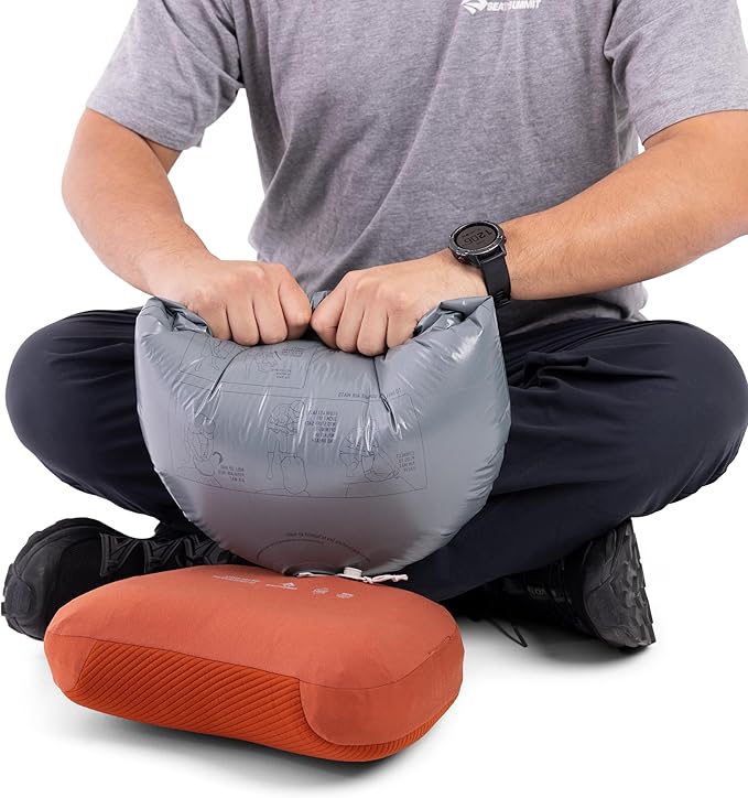 Sea to Summit Aeros Premium Inflatable Travel Pillow, Regular, Picante