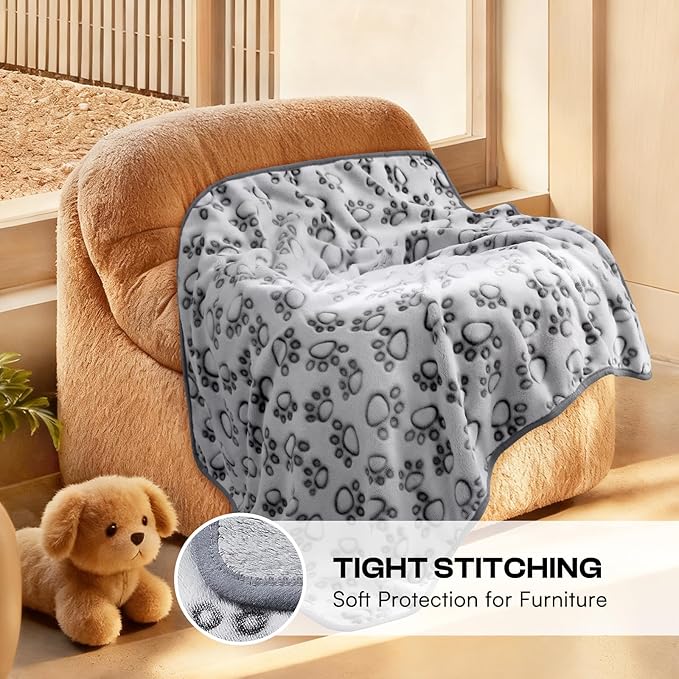 Luciphia Premium Soft Dog Blanket for Small Medium Large Dogs Washable 300GSM Fluffy Warm Fleece Puppy Cat Paw Print Pet Flannel Grey Paw L(41"x31")