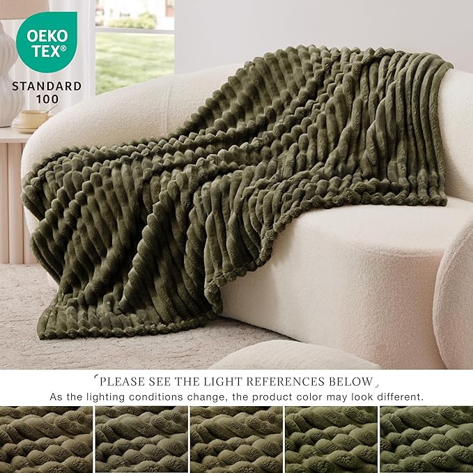 EXQ Home Fleece Throw Blanket for Couch or Bed - 3D Stripe Jacquard Decorative Blankets - Cozy Soft Lightweight Fuzzy Flannel Blanket Suitable for All Seasons(50"×60",Dark Green)