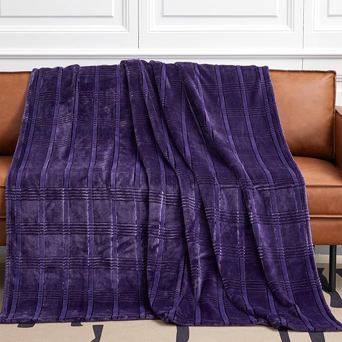 Soft Cozy Plaid Fleece Throw Blanket, 50x60 Inches – 3D Jacquard Diamond Design, Lightweight Blanket for Couch, Sofa, Camping & Travel, Pueple