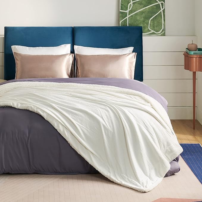Bedsure GentleSoft Sherpa Fleece Blankets King Size for Bed, Non-Heated, Thick and Warm Throw for Women and Men, Soft Fuzzy Plush King Blanket for Spring, Cream, 108x90 Inches