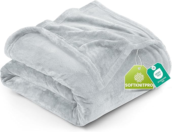 Utopia Bedding Fleece Blanket King Size Light Grey (90x102 Inches) Ultra Soft Warm Lightweight Microfiber Breathable Anti-Static Cozy Winter Bed Blanket, All-Season Home Decor Gift for Men & Women