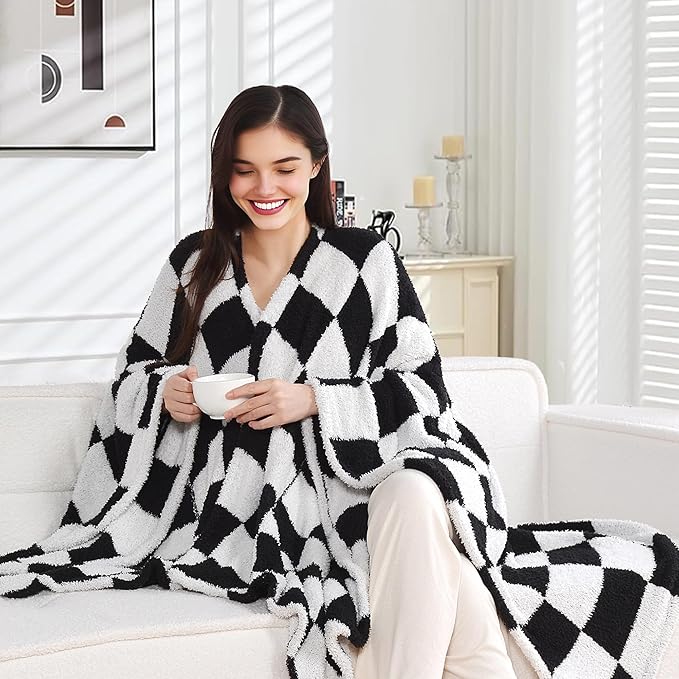 JOOJA Wearable Blanket Super Soft Feather Yarn Blanket Shawl with Pockets Fuzzy Throw Blanket TV Blanket for Adults Teens
