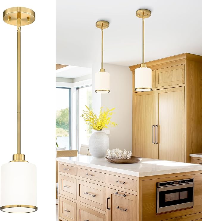 Beionxii Brushed Gold Pendant Lights Kitchen Island, Hanging Lights, 1 Pack | Modern Kitchen Pendant Lighting Over Island, Gold Pendant Light with Clear Glass for Sink, Dining Room, Entryway, BX-PL02BG