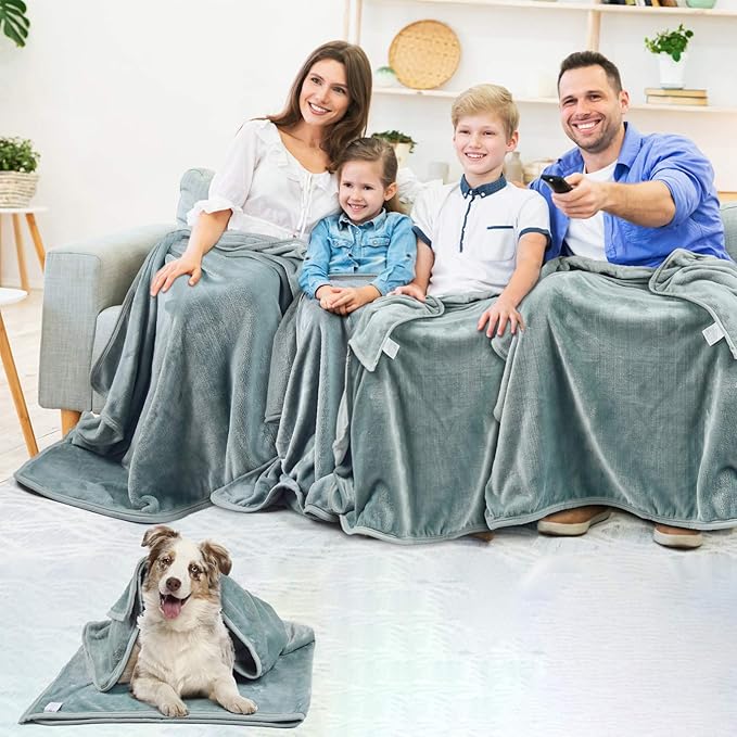 EIUE Comfortable Flannel Fleece Blanket,Ultra Soft Lightweight Portable Travel Blanket for Airplane,Reversible Microfiber Blanket for All Seasons(Grey,40x60)