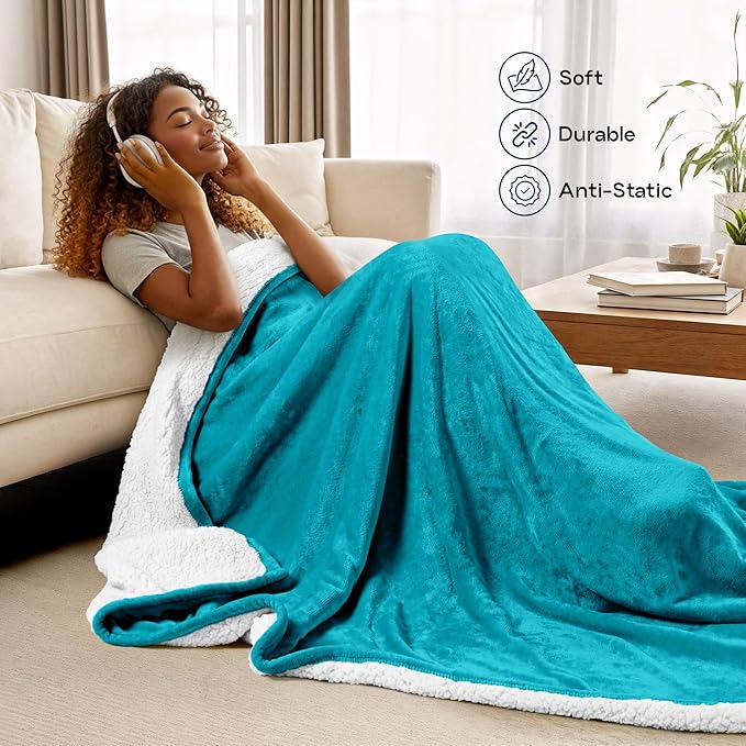 Utopia Bedding Sherpa Blanket King Size (Turquoise, 90x102 Inches) - Soft Lightweight Plush Fleece Reversible Blanket for Bed, Sofa, Couch, Camping and Travel