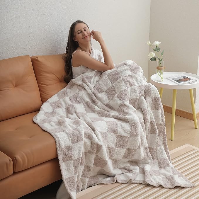 bearberry Fuzzy Checkerboard Grid Throw Blanket Knitted Soft Cozy Warm Microfiber Bed Blanket Decor for Couch Sofa Bed Travel Home (Cream, 60''x80'')