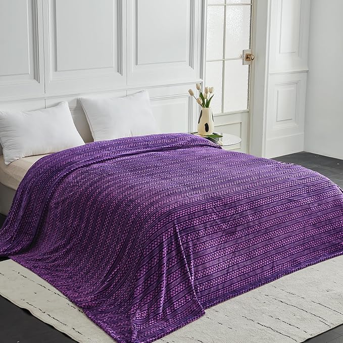 Soft Cozy 120x120 Inches Seamless Oversized King Fleece Blanket, 3D Jacquard Decorative Giant 10'x10' California King Blanket Extra Large for Bed, Sofa, Couch, Travel, Travel, Pueple Chain
