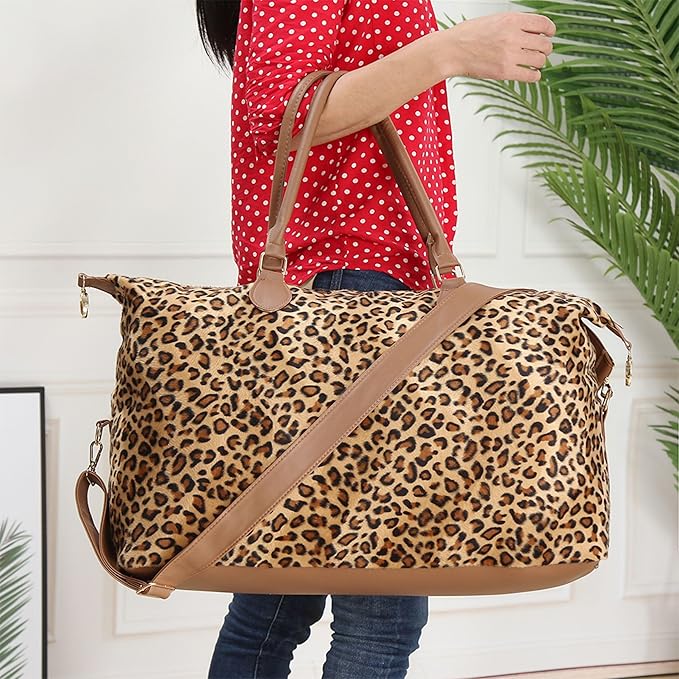 Weekender Bag Duffle Bag For Women Large Travel Tote Bag Overnight Weekend Bags With Shoulder Strap Cow Leopard Atzec…
