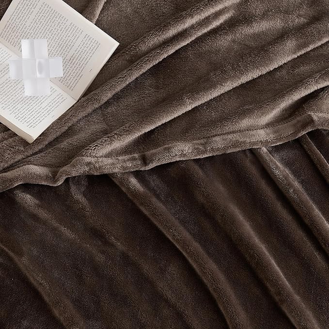 Hansleep Fleece Brown Twin Blanket, Super Soft Flannel Fuzzy Plush Cozy Blanket for All Seasons, Brown, Twin 60x80 Inches
