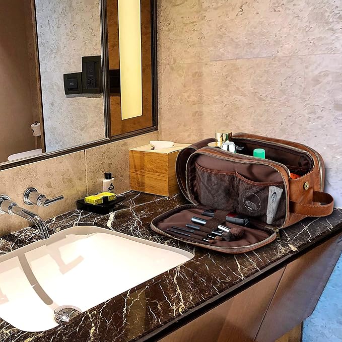 Elviros Travel Toiletry Bag Gift for Men，Mens Toiletries Bag Gifts Set Shaving Dopp Kit Water-resistant Bathroom Toiletries Organizer PU Leather Cosmetic Bags 2 Pack Brown