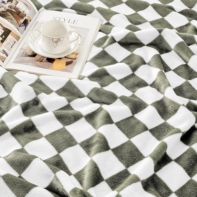 Checkered Blanket Flannel Throw Blankets Soft Cozy Checkered Grid Print Chessboard Gingham Pattern Throws for Bed Sofa Couch for All Seasons, 60x80 Inch, Dark Olive