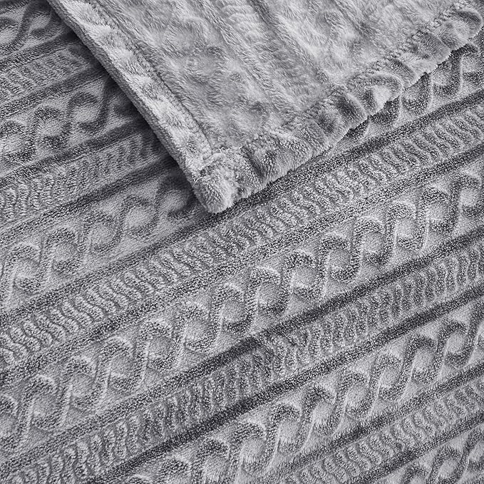 Soft Cozy 120x138 Inches Seamless Oversized King Fleece Blanket, 3D Jacquard Decorative Giant 10'x11.5' California King Blanket Extra Large for Bed, Sofa, Couch, Travel, Light Grey Chain