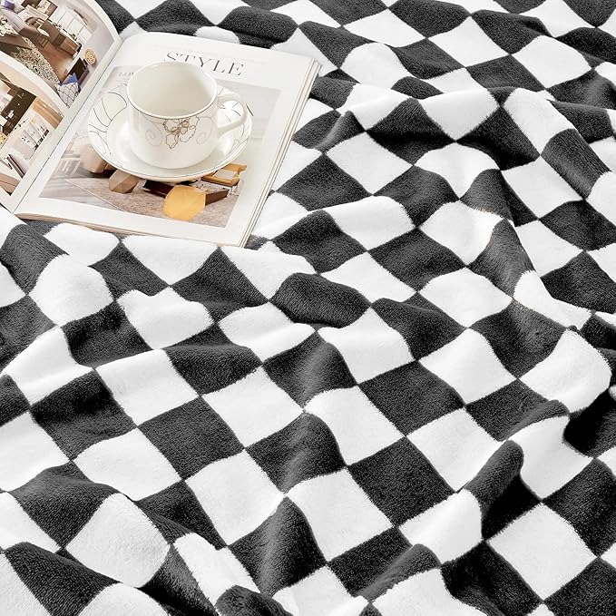 Checkered Blanket Flannel Throw Blankets Soft Cozy Checkered Grid Print Chessboard Gingham Pattern Throws for Bed Sofa Couch for All Seasons, 50x60 Inch, Black