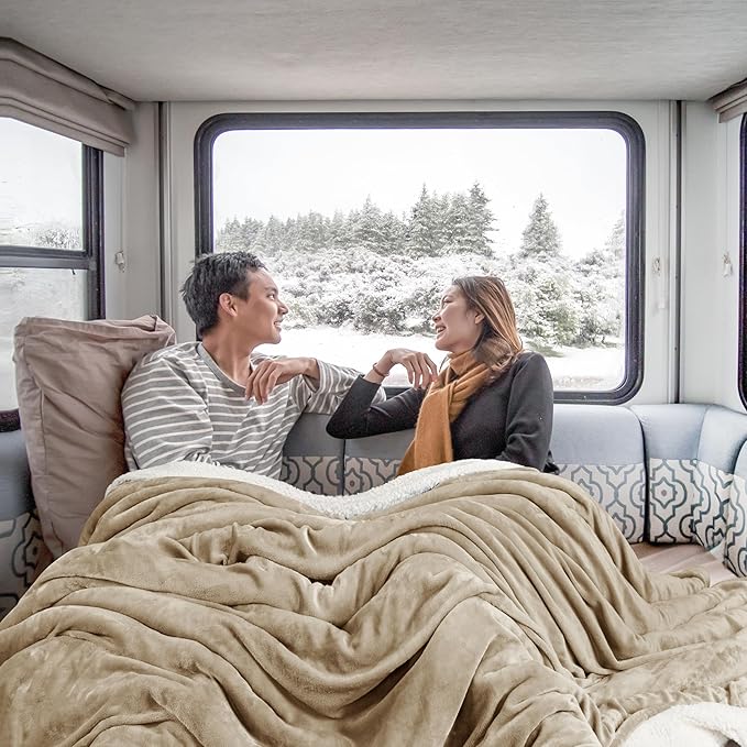 Utopia Bedding Sherpa Blanket Twin Size (Camel, 60x80 Inches) - Soft Lightweight Plush Fleece Reversible Winter Blanket for Bed, Sofa, Couch, Camping and Travel