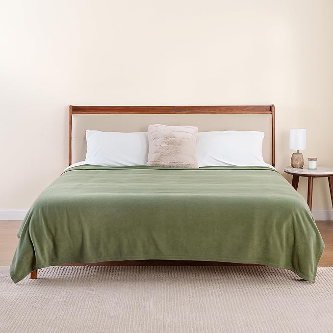 Berkshire Blanket Microfleece Twin Size Bed Blanket Dark Sage Green,Lightweight Soft Breathable Plush Micro Fleece Blanket for Bed Couch Sofa,60x92 Inches