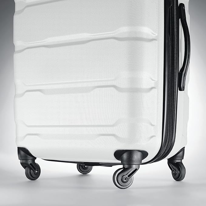 Samsonite Omni PC Hardside Expandable Luggage with Spinner Wheels, White, 2-Piece Set (20/24)