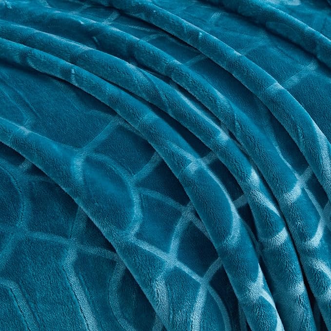 Soft Cozy Fleece Queen Size Blanket, 90x90 Inches – Lightweight Plush Blanket for Bed, Fuzzy 3D Jacquard Design - Teal