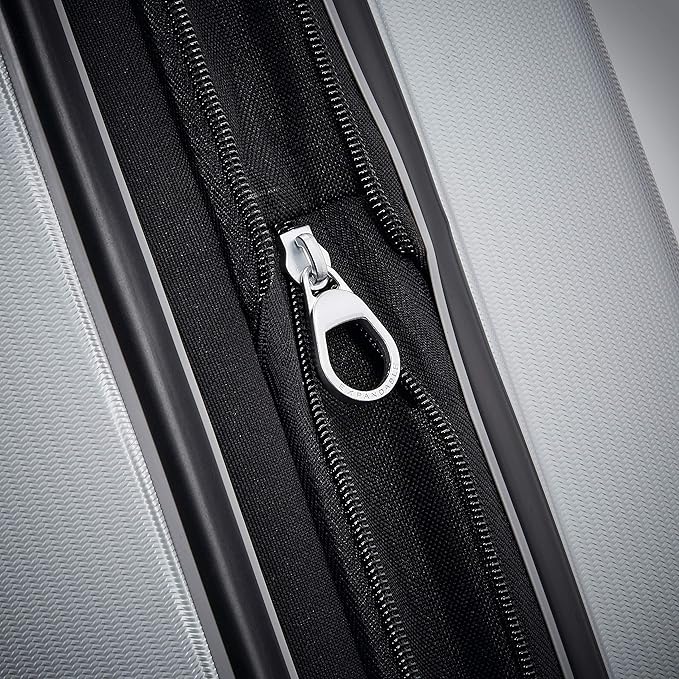 Samsonite Winfield 3 DLX Hardside Expandable Luggage with Spinners, Silver, Checked-Large 28-Inch
