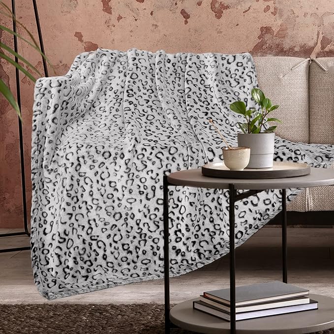 ZHIKU Warm Blanket Throw Soft Fleece Blankets Lightweight Throw Blanket 60"x80"
