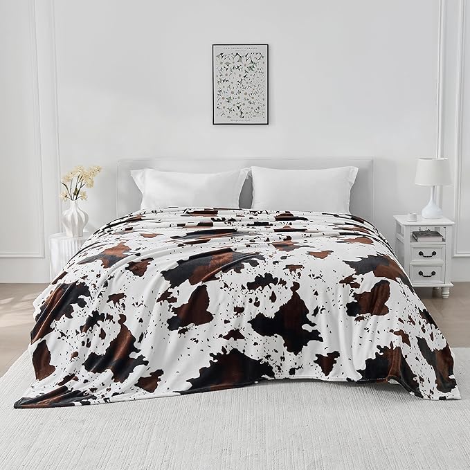 Bnuitland Cow Printed Fleece Flannel Throw Blanket, 300 GSM Double Sided Fuzzy Fluffy Blanket for Bed Sofa Couch Travel, Super Soft Lightweight for Adults and Kids, 90×108 inch