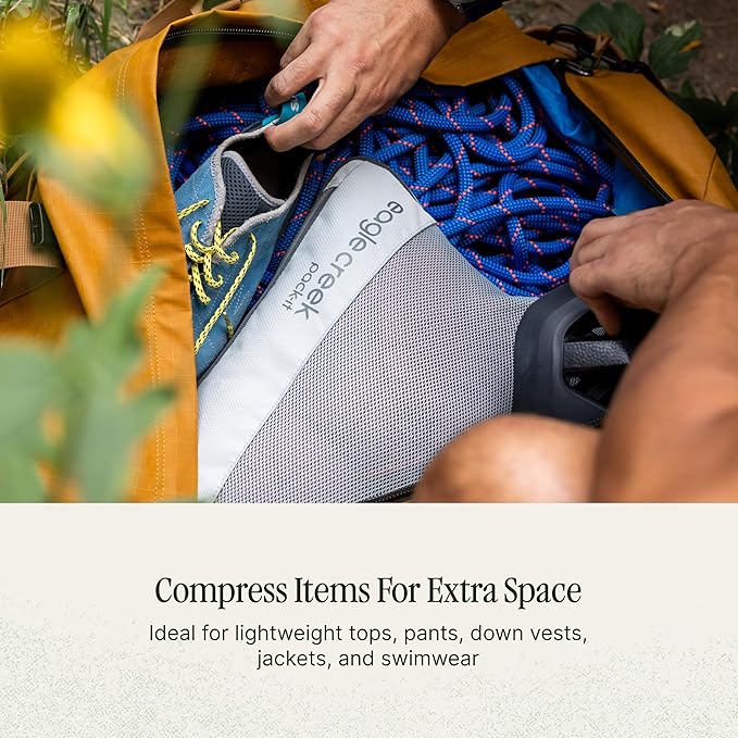 Eagle Creek Pack-It Specter Compression Packing Cubes - Durable, Ultra-Lightweight and Water-Resistant Ripstop Fabric Suitcase Organizer Bags for Clothing and Gear