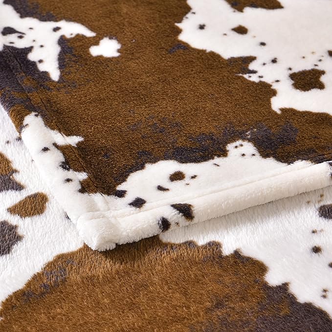 Bnuitland Brown Cow Print Flannel Throw Blanket (50x70 Inches) with Storage Pouch, 300 GSM Double Sided Fuzzy Decor Blanket for Bed/Sofa/Couch/Lap, Super Soft Cozy Throw Gift for Adults and Kids