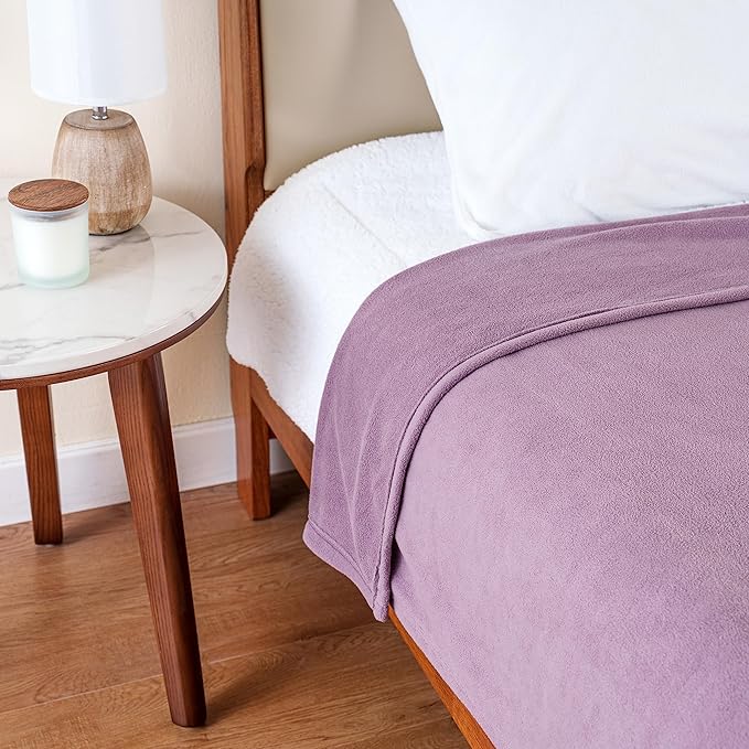 Berkshire Blanket Microfleece Twin Size Bed Blanket Lavender,Lightweight Soft Breathable Plush Micro Fleece Blanket for Bed Couch Sofa,60x92 Inches