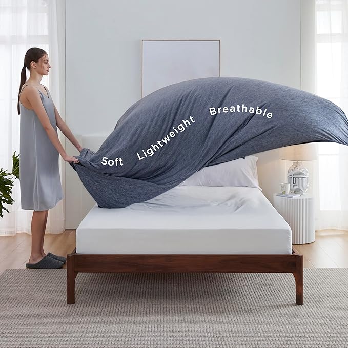 Bedsure Navy Blue Cooling Blanket King Size for Hot Sleepers - Summer Cold Blanket for King Size Bed with Rayon Derived from Bamboo, Ice Cool Cold Arc-Chill Thin Summer Bedding Essentials, 108x90