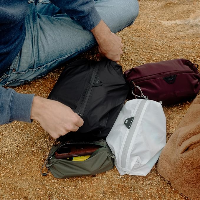 Peak Design Ultralight Terra Shell Packing Cube, Weatherproof Luggage Cube with Strap Attachment Points and Luggage Pass Throughs, Zipper Opening, Travel Organizer for Men and Women