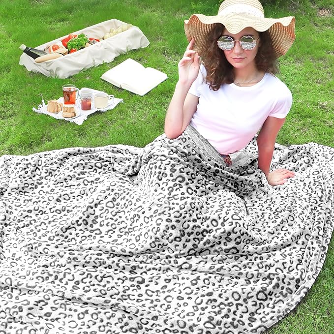ZHIKU Warm Blanket Throw Soft Fleece Blankets Lightweight Throw Blanket 60"x80"