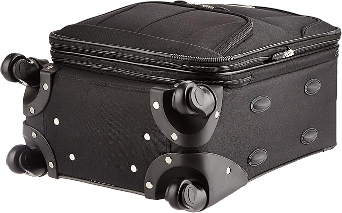 Rockland Expandable Spinner Carry On, Black, 19-Inch